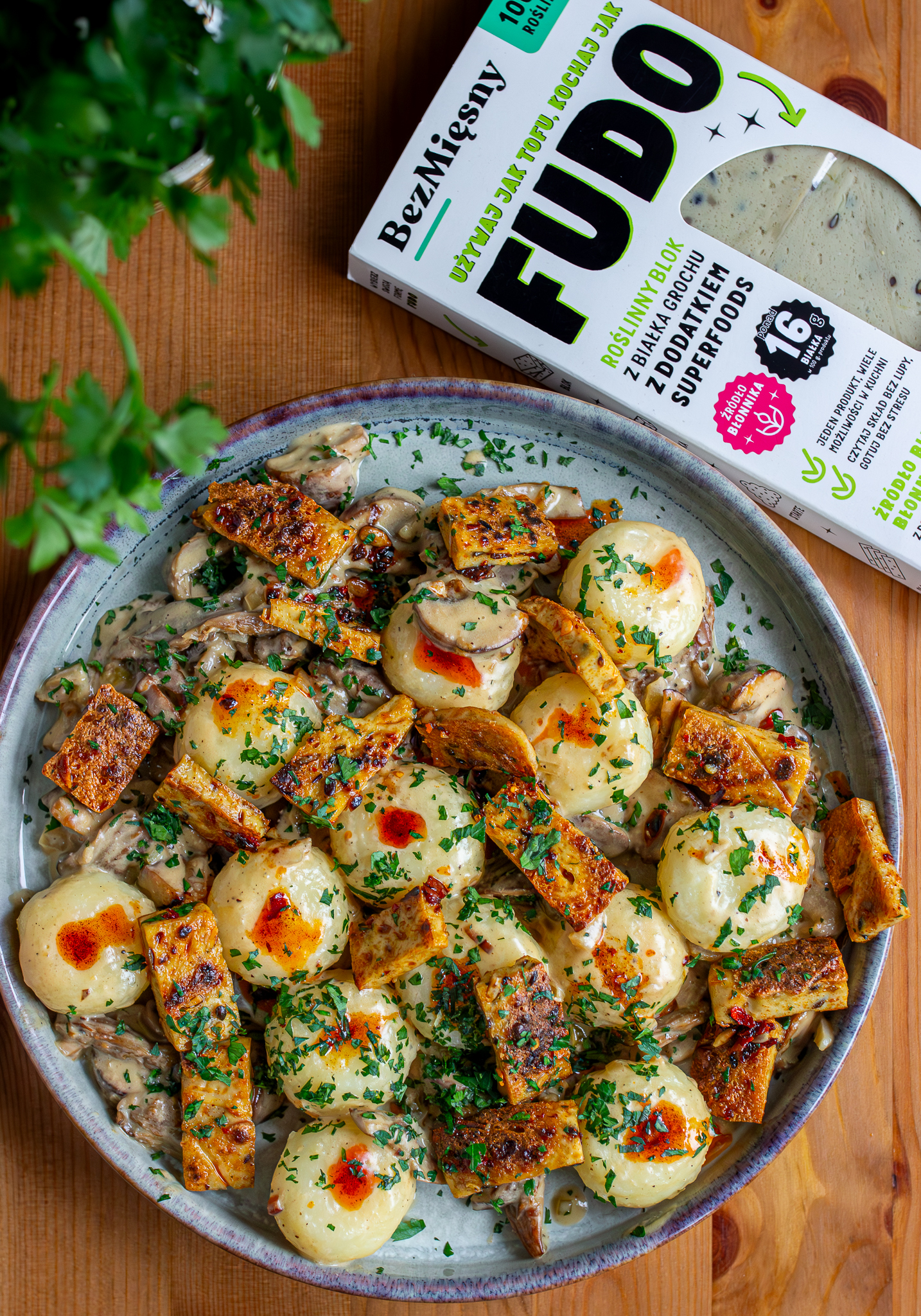 Kluski śląskie z sosem grzybowym i chili FUDO - comfort food, który nie boi się charakteru