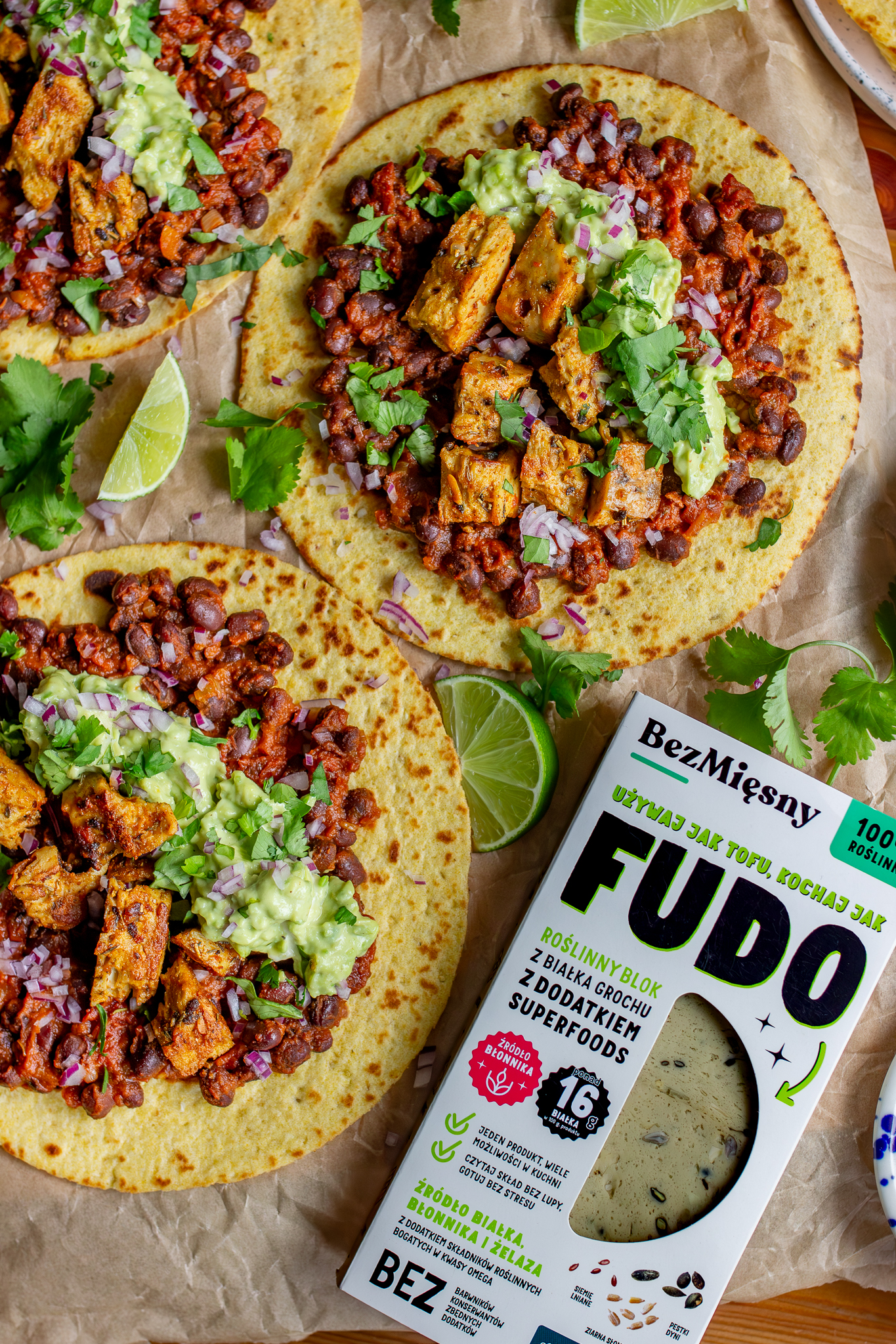 Tacos z szarpanym FUDO i fasolowym chili, czyli meksykański wieczór na własnej kuchni