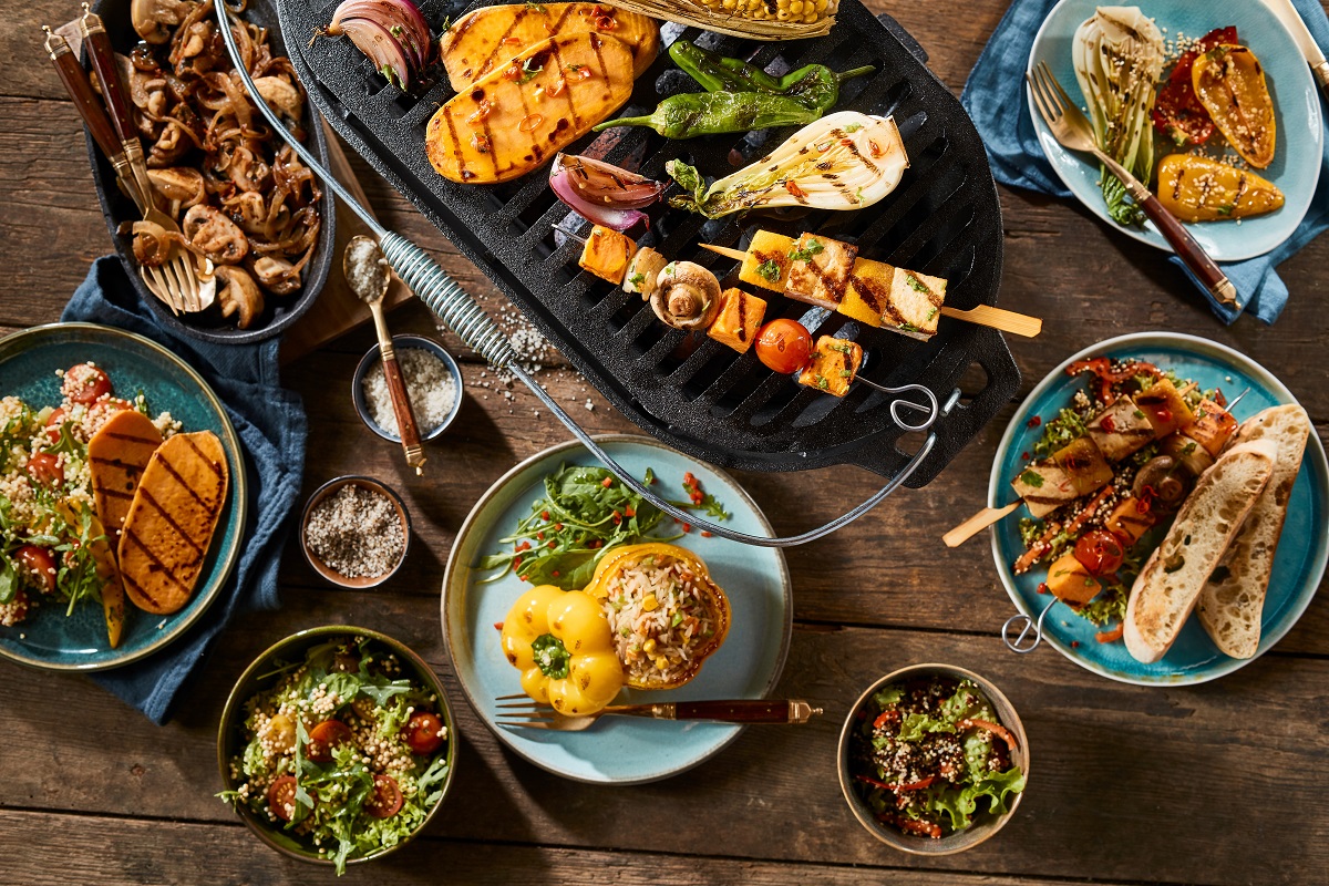 Wegański grill – co grillować bez mięsa? Pomysły i marynaty